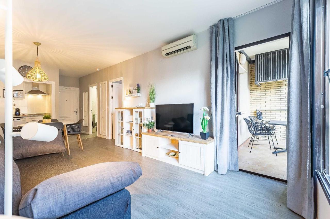 76-Lovely Beach Front Apartment In Fuengirola Exterior photo