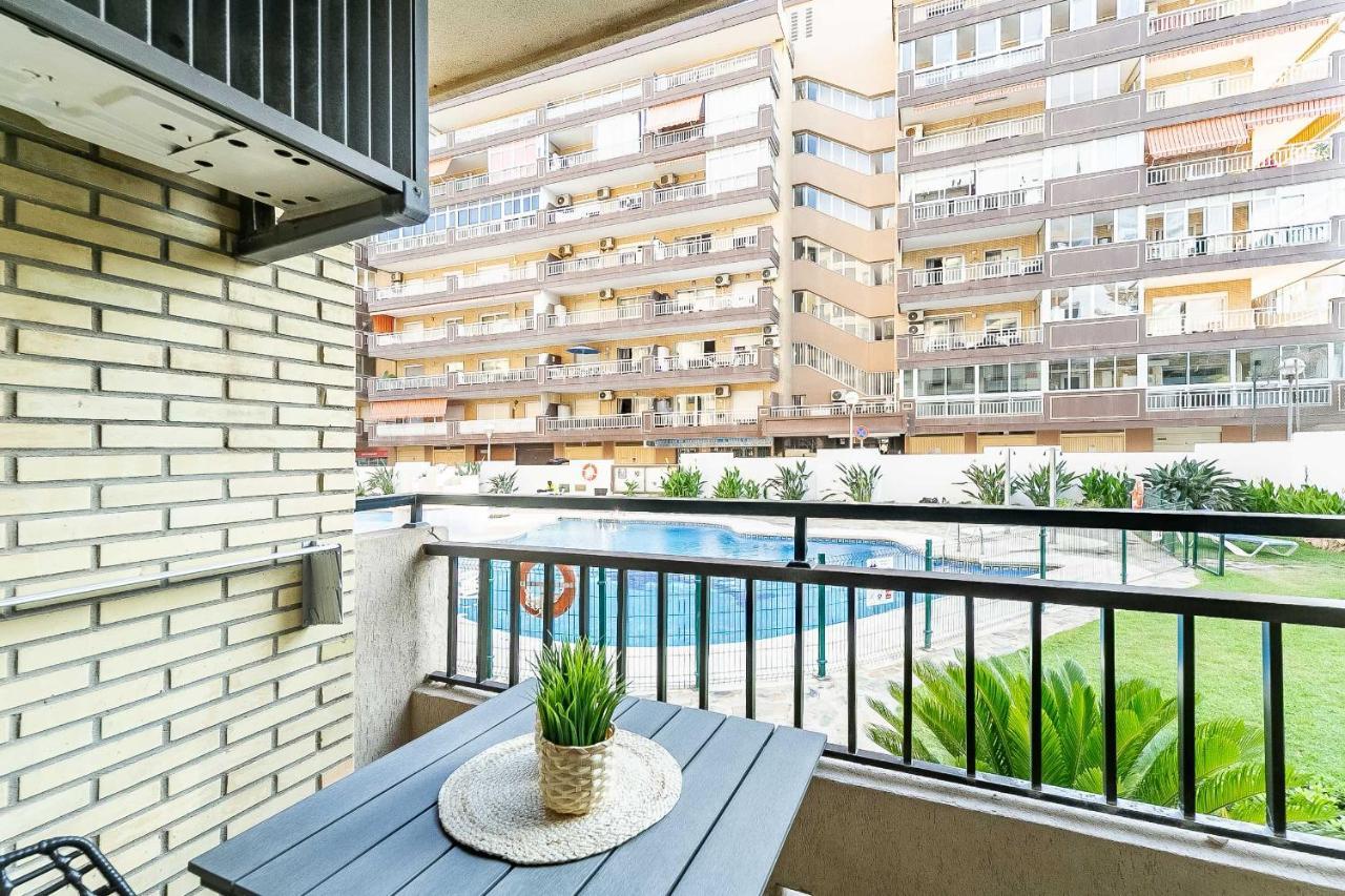 76-Lovely Beach Front Apartment In Fuengirola Exterior photo